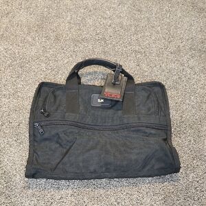Tumi Mens Black Travel Breifcase Laptop Outdoor Bag